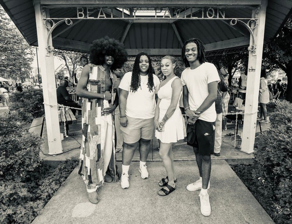 Dre Peace performing 1